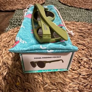 Fossil Finding Focals Goodr Sunglasses